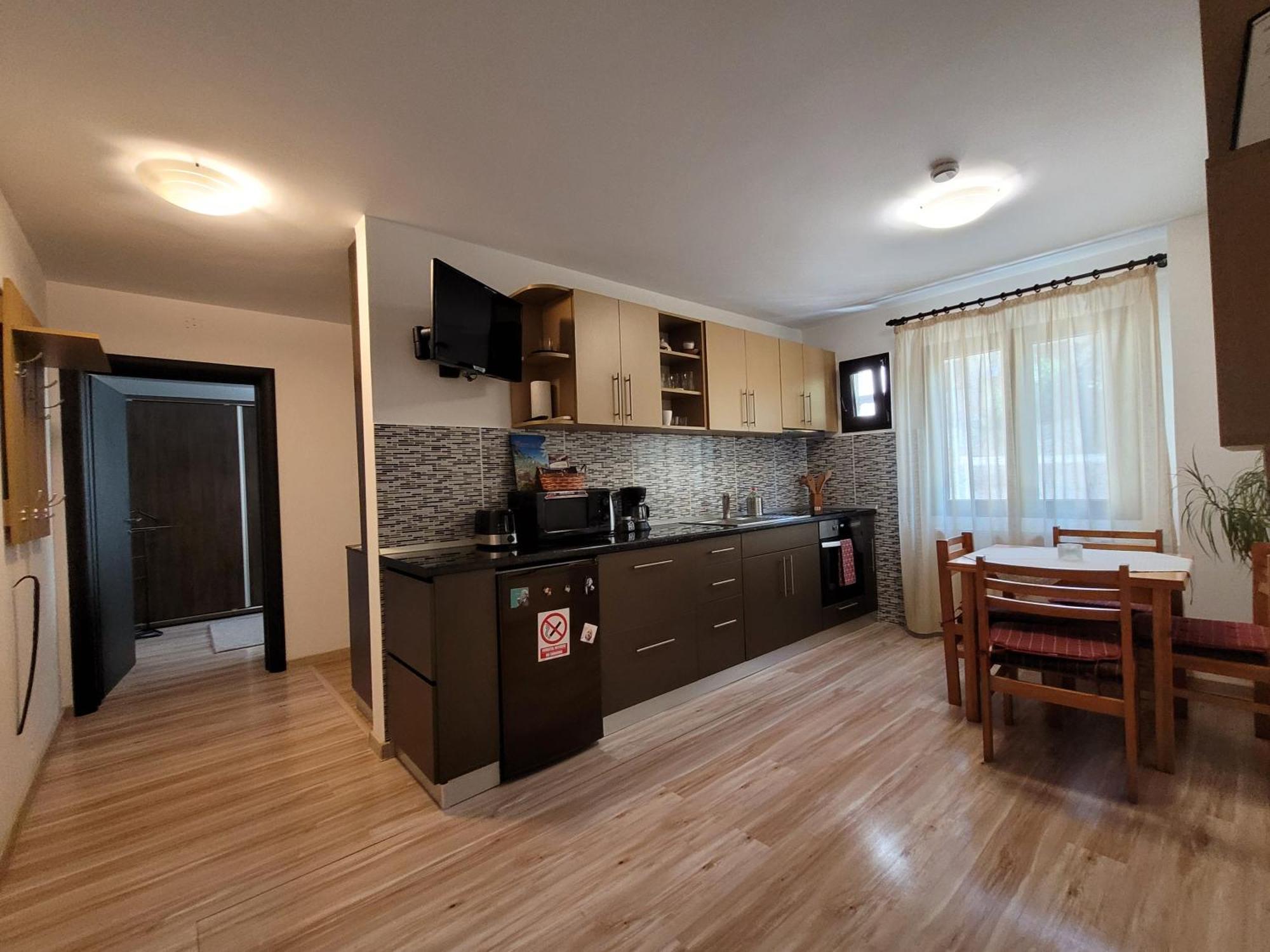 Central Place Apartment טימישוארה מראה חיצוני תמונה